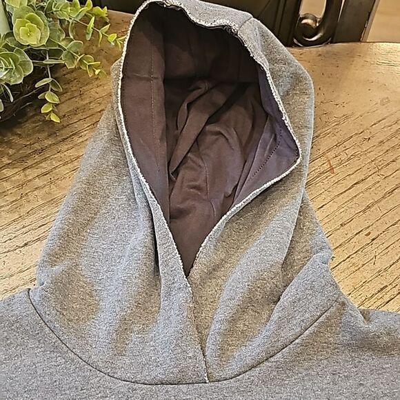 Under Armour gray terry sleeveless hoodie M NWT - Picture 4 of 11